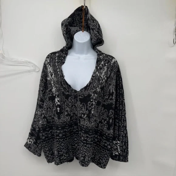 Free People whimsical Womens S over sized Black Gray Lace Pull Over Hoodie - Picture 10 of 10